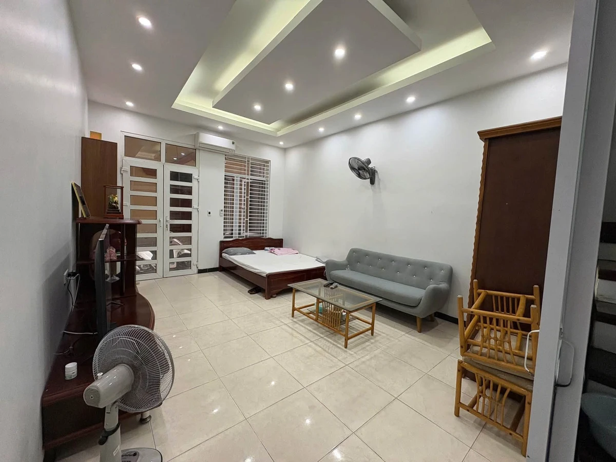 Cho thuê nhà riêng 4 tầng 192m2 Quan Nhân Thanh Xuân - Ảnh thu nhỏ 4