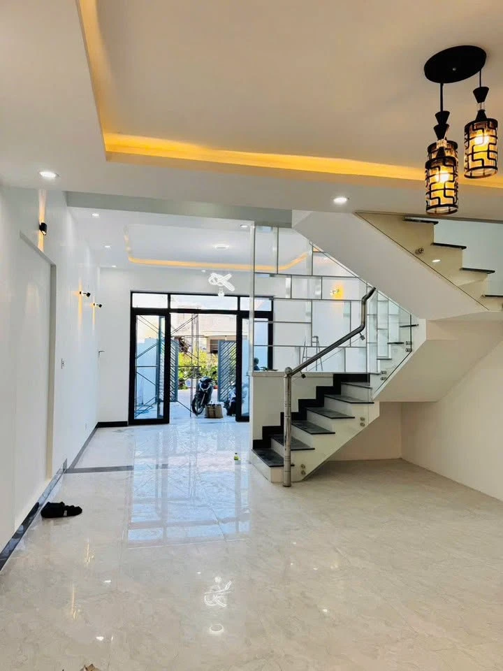 Bán nhà 2 tầng mặt tiền hẻm Nguyễn Công Phương 110m2, 3PN - Ảnh thu nhỏ 5