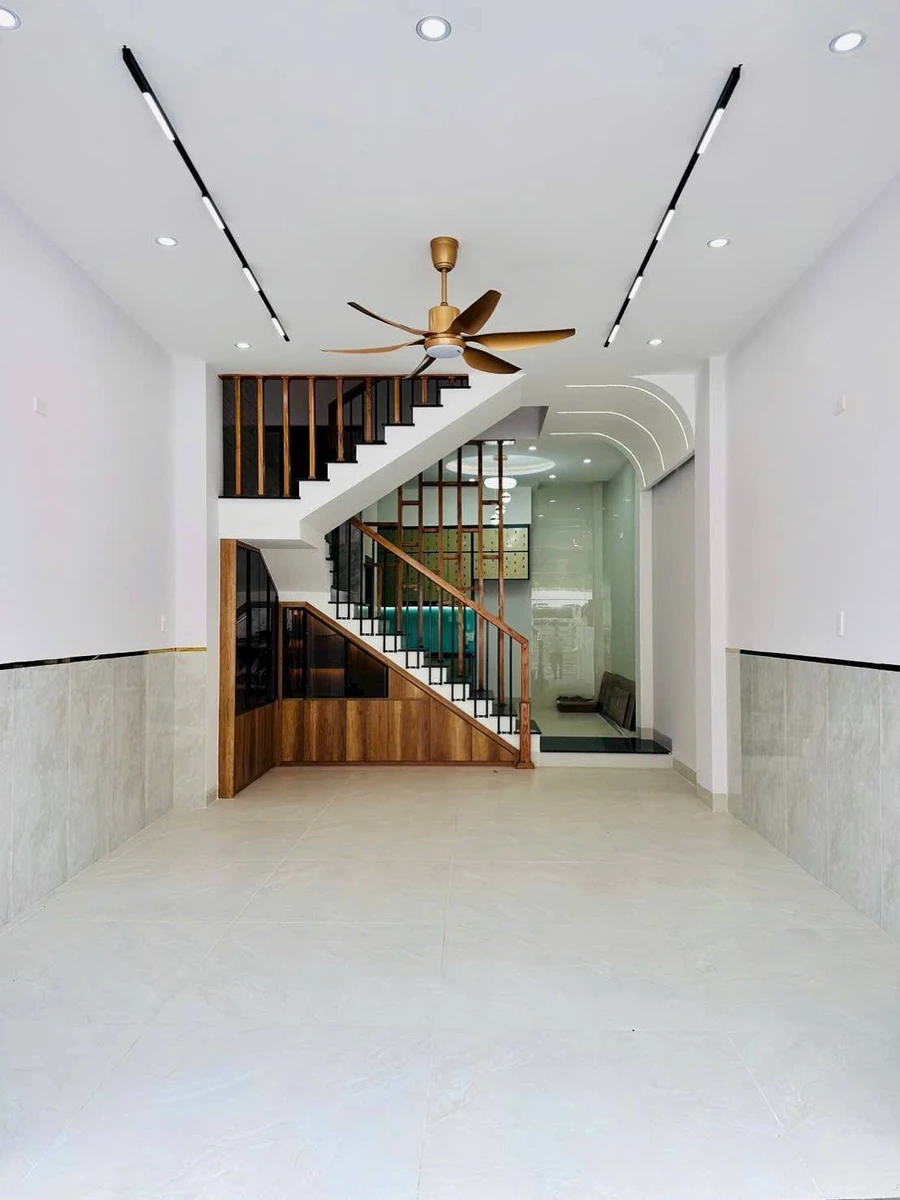 Bán nhà 3 phòng 48m² mặt tiền Lê Công Miễn, Quy Nhơn 6,15 tỷ - Ảnh thu nhỏ 2