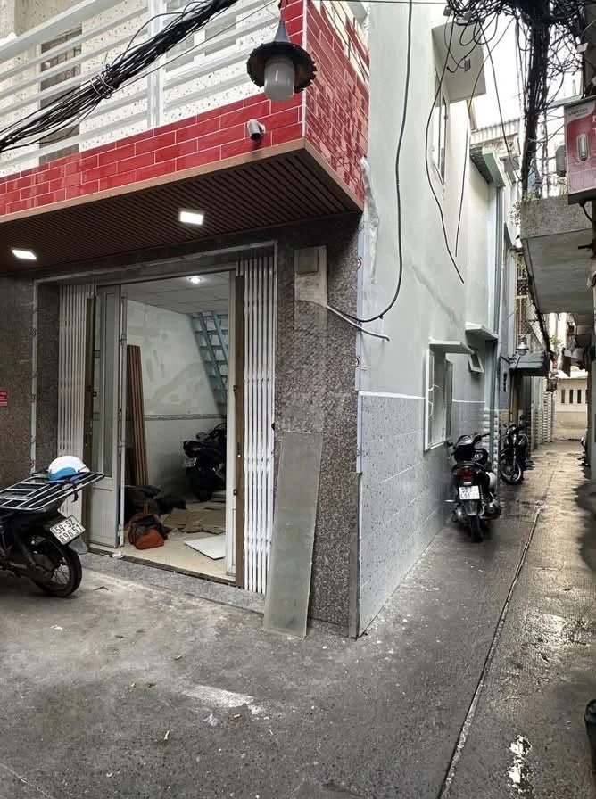 Cho thuê nhà nguyên căn 50m2 2PN Cô Giang Phú Nhuận 10tr/tháng - Ảnh 1