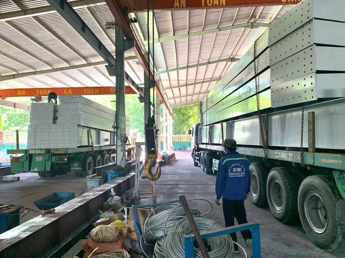Nhà xưởng kiên cố Tân Thạnh Tây 2.200m² 37 tỷ - Ảnh thu nhỏ 3