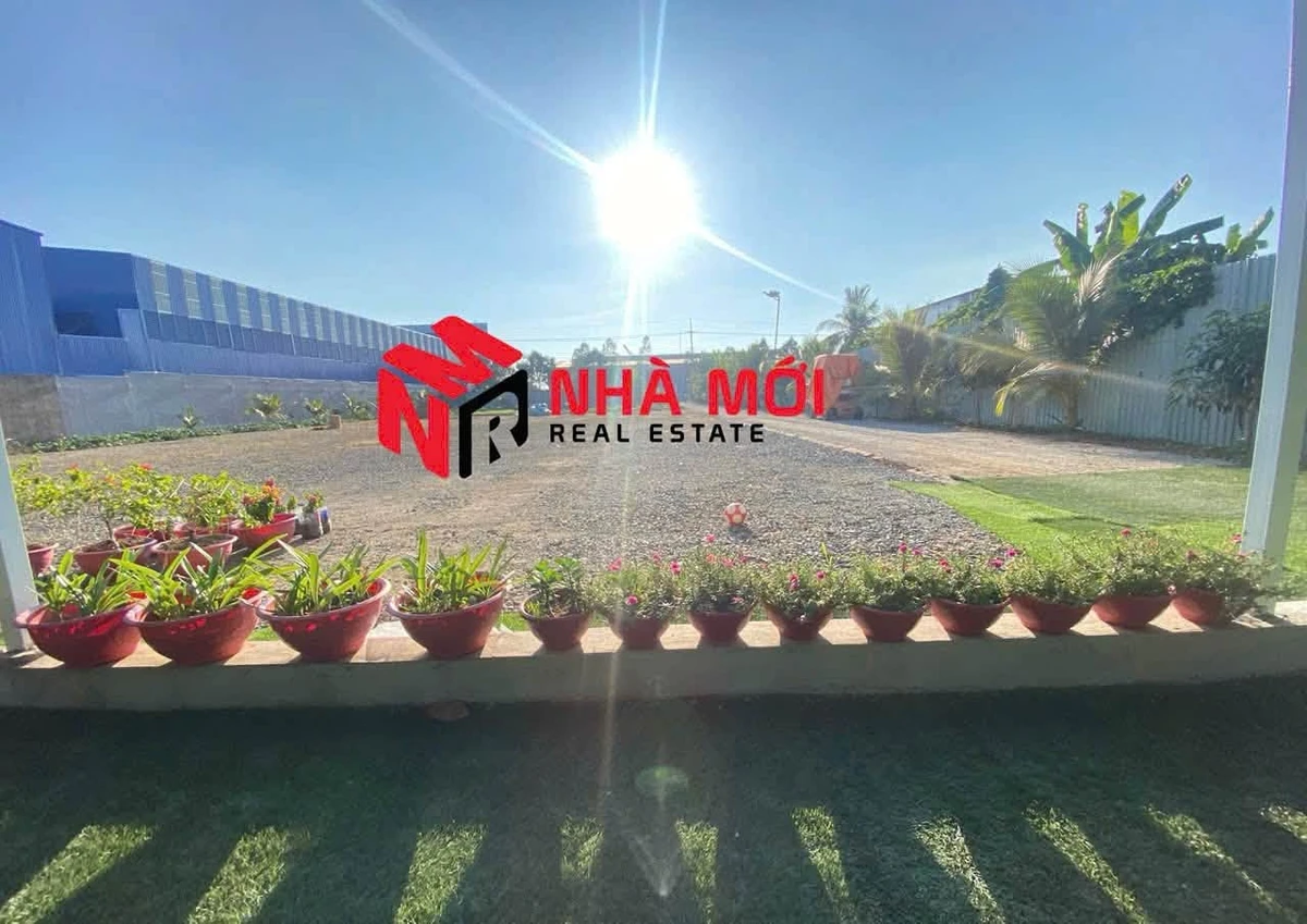 Bán đất mặt tiền Lý Văn Lâm 3.673m² Phường 1 Cà Mau 9 tỷ - Ảnh thu nhỏ 3