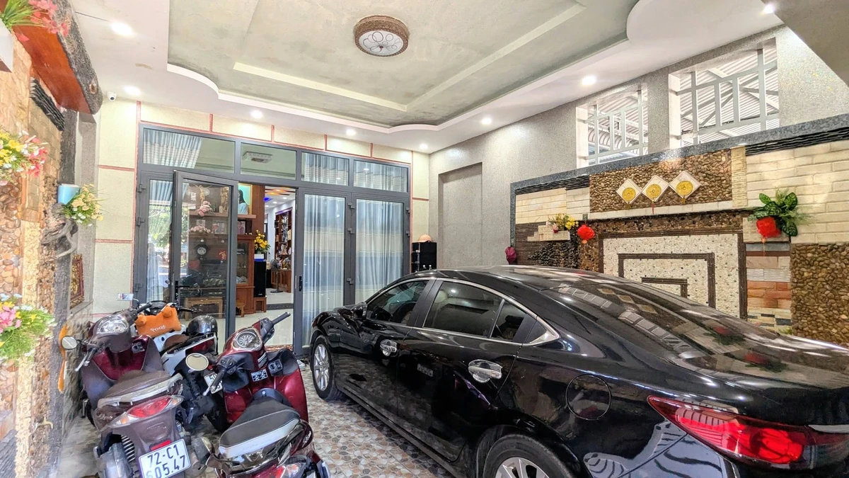 Bán nhà 3 tầng mặt tiền Rạch Dừa 100m² 4 phòng ngủ - Ảnh thu nhỏ 2
