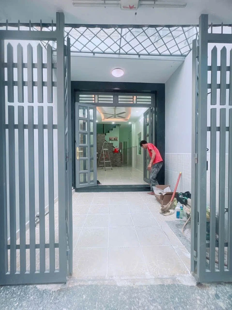 Bán nhà hẻm Đoàn Văn Bơ Quận 4, 51,5m², 4PN, giá 5,299 tỷ - Ảnh 1