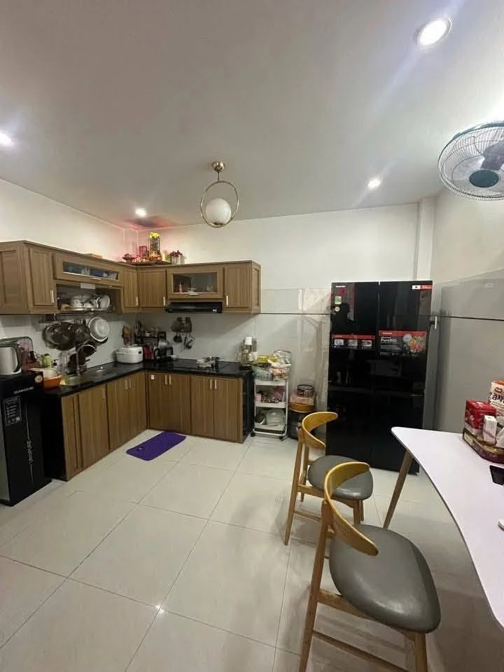 Bán nhà 3 tầng full nội thất 41m² Hoàng Văn Thụ, Quy Nhơn - Ảnh thu nhỏ 2