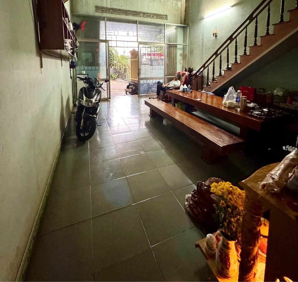 Bán nhà mặt tiền kinh doanh Lương Thế Vinh 170m2 3tỷ950 - Ảnh 1