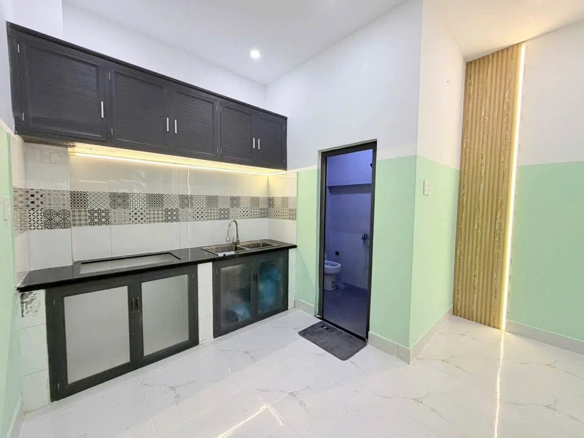 Bán nhà 1 trệt 1 lầu 4x9,7m hẻm nhựa 7m đường Chiến Lược, Bình Tân - Ảnh thu nhỏ 2