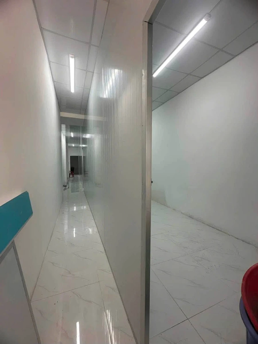 Nhà mặt tiền Tỉnh Lộ Kinh 81m² 2,7 tỷ Quận 1 - Ảnh thu nhỏ 4