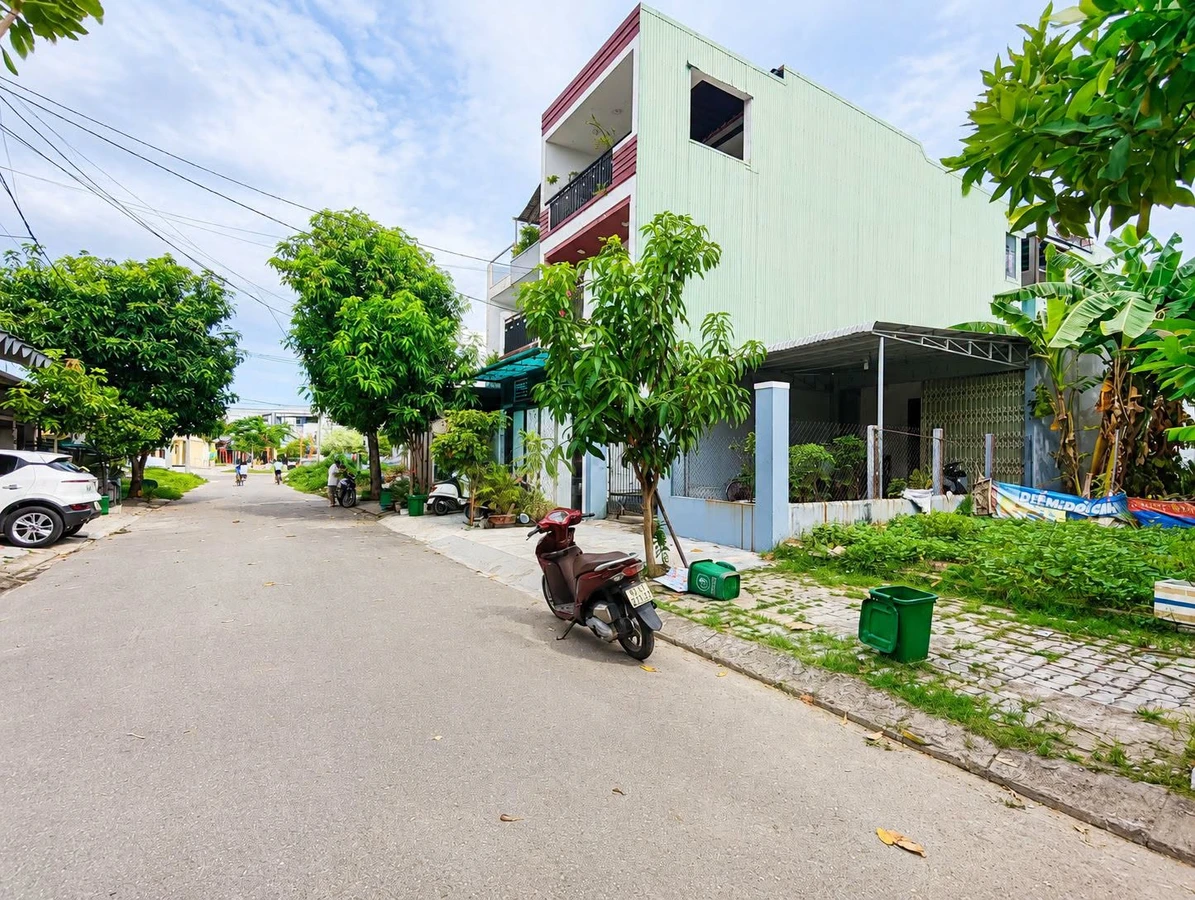Bán lô đất mặt tiền 100m² Đà Nẵng - Ảnh 1