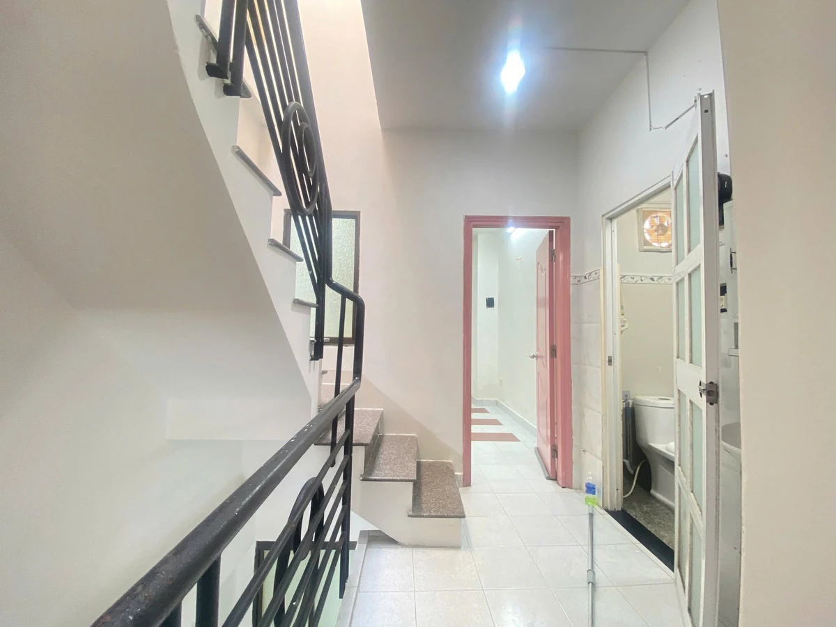 Cho thuê nhà 4PN, 3WC, 40m² Phú Nhuận 15 triệu/tháng - Ảnh thu nhỏ 5