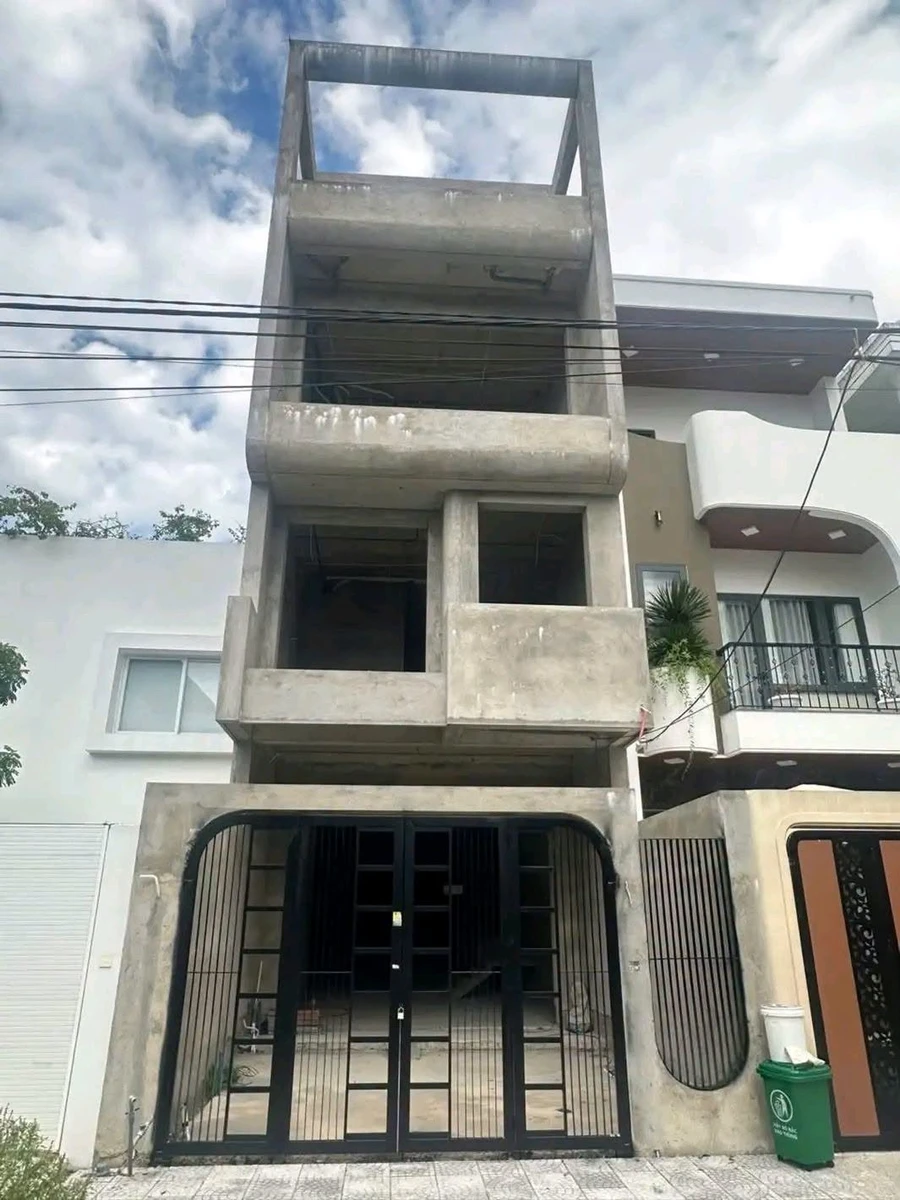 Bán nhà 4 tầng Khu đảo VIP Hòa Xuân 100m² Đà Nẵng 8,3 tỷ - Ảnh 1