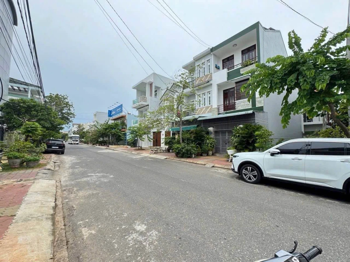Bán lô đất mặt tiền 100m2 Đinh Lễ, Phan Thiết - Ảnh 1