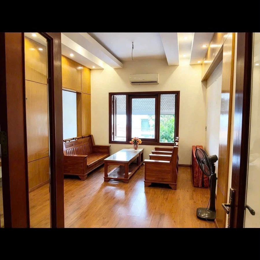 Bán nhà 4 tầng, 90m², mặt tiền Đông Vệ, 5 tỷ, Quận 10 - Ảnh thu nhỏ 2