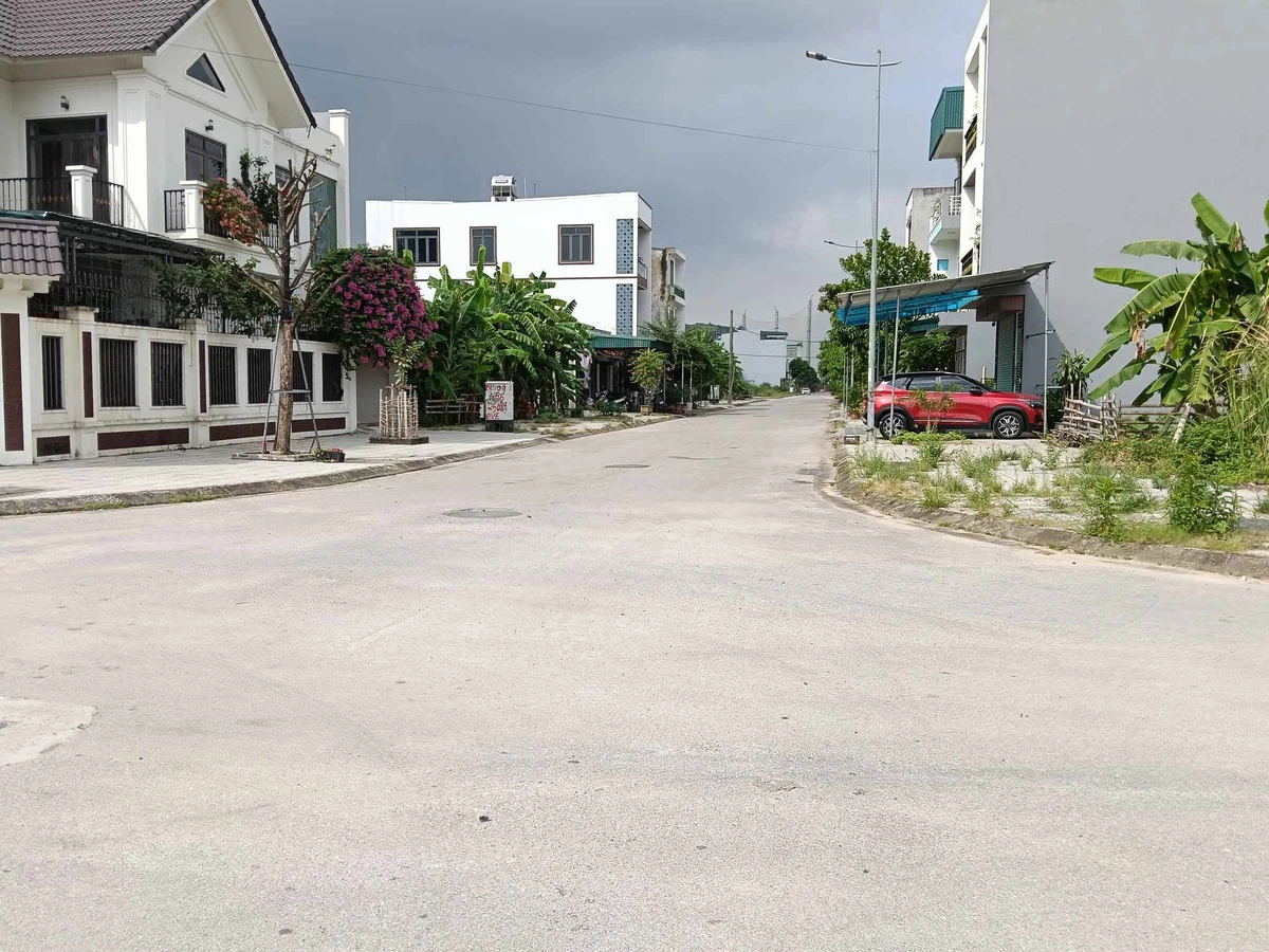 Bán nhà mặt tiền 73m² Khu tái định cư Núi Long, Thanh Hóa - Ảnh thu nhỏ 2