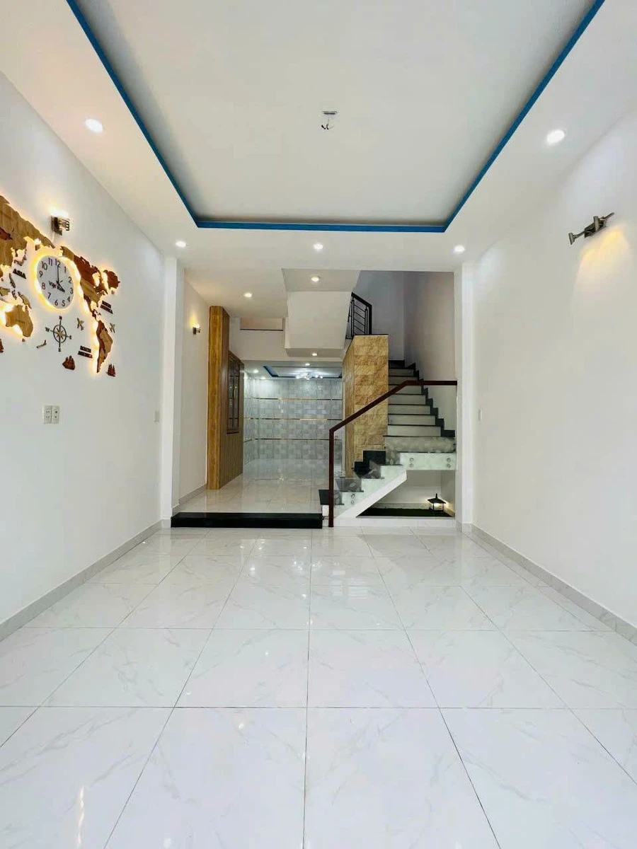 Cho thuê nhà hẻm 4x13 (52m²), 4PN 3WC tại Gò Vấp - 15 triệu/tháng - Ảnh thu nhỏ 2