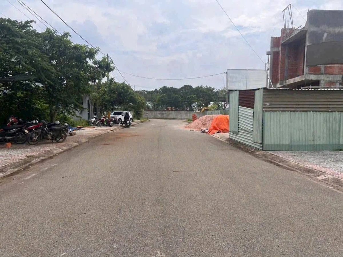 Bán lô đất biệt thự 126m2 (7x18) khu dân cư Hòa Long, TP Bà Rịa, giá 2,3 tỷ - Ảnh 1