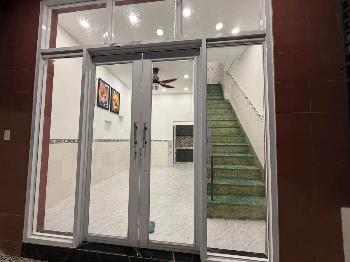Bán nhà 2 tầng mặt tiền 192 Ngô Đến, Nha Trang, 31,1m2, giá 2,35 tỷ - Ảnh thu nhỏ 4