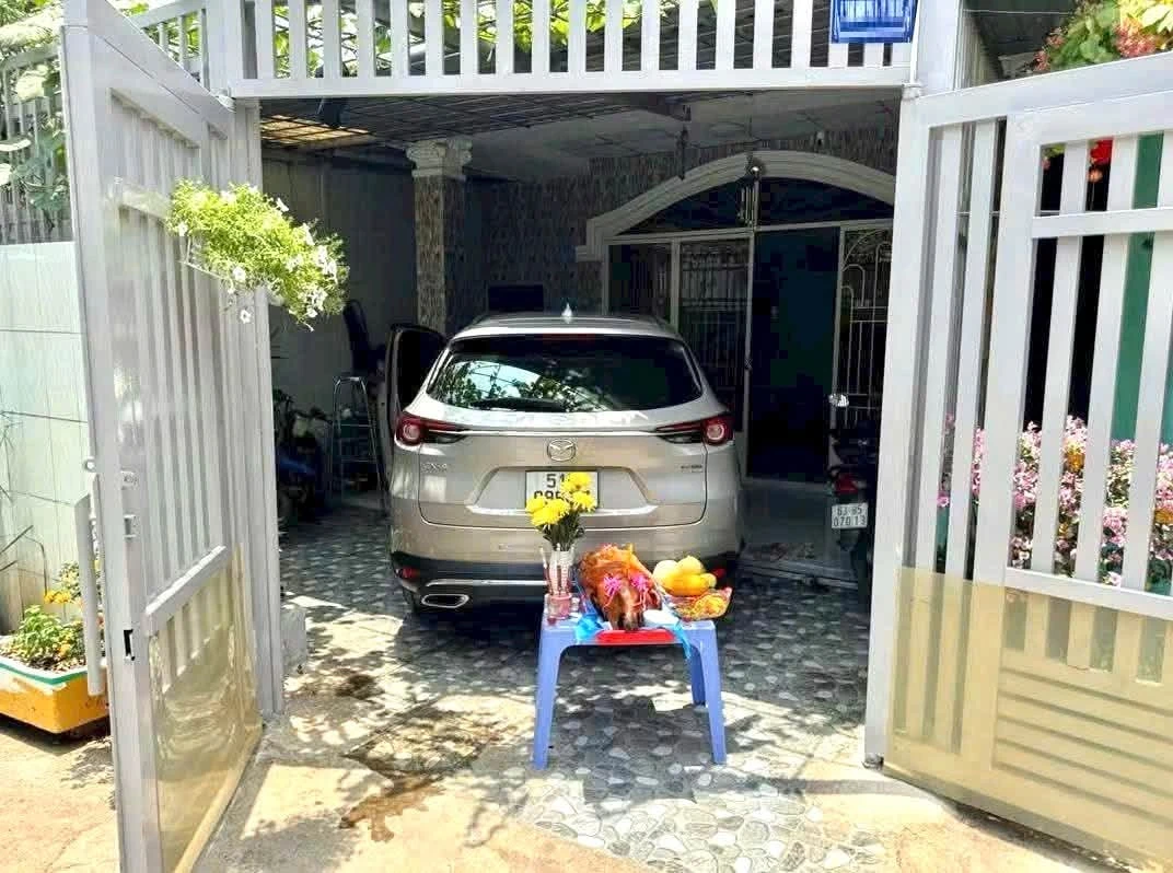 Bán nhà 80m² đường ô tô tại Phường Tăng Nhơn Phú, Thủ Đức - Ảnh 1
