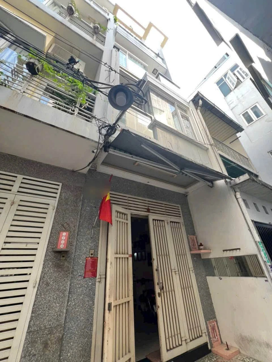 Bán nhà phố 5 tầng 5PN, 37m² sát HXH Dương Đình Nghệ, Quận 11 - Ảnh 1