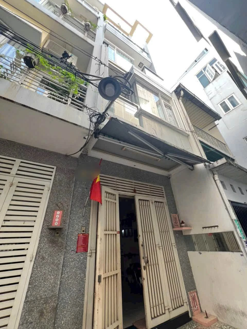 Bán nhà phố 5 tầng 5PN, 37m² sát HXH Dương Đình Nghệ, Quận 11 - Ảnh 1