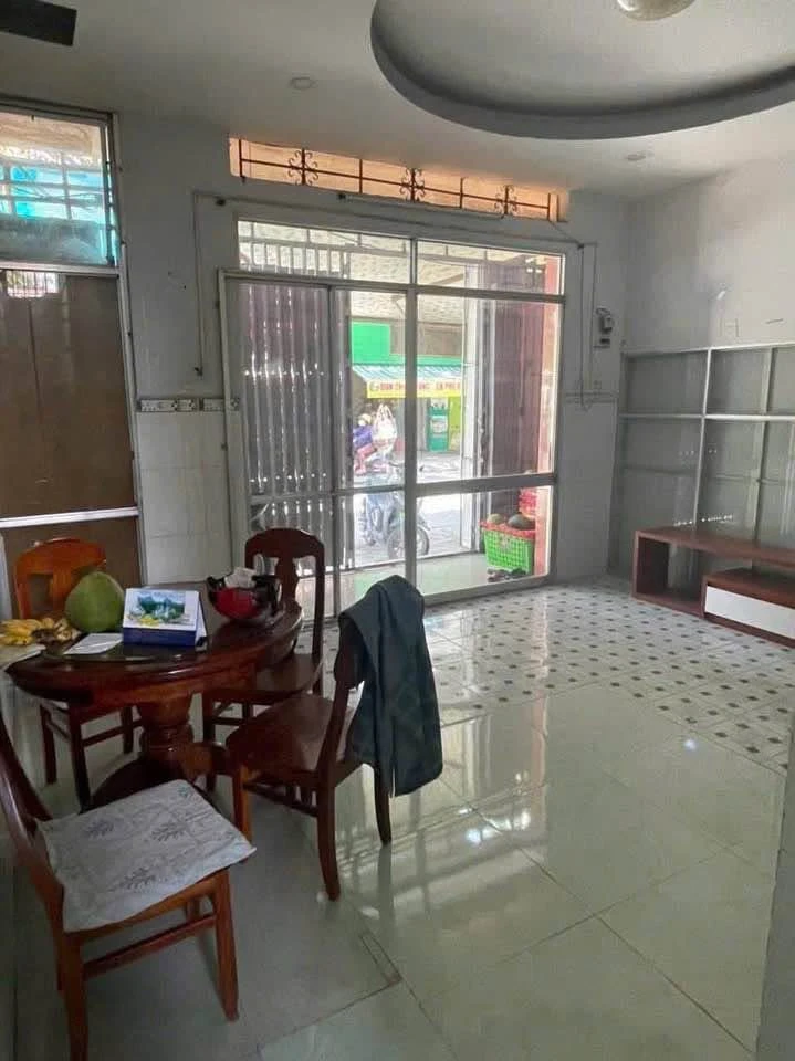 Cho thuê nhà mặt tiền 75m2 2PN gần chợ Ngọc Hiệp 12tr/tháng - Ảnh thu nhỏ 2