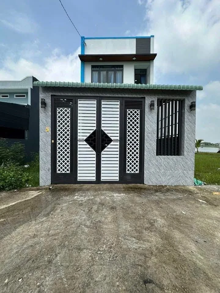 Bán nhà 1 trệt 1 lầu 5x26m, 3 phòng ngủ, sổ hồng riêng tại xã Đức Lập, Tây Ninh - Ảnh thu nhỏ 2