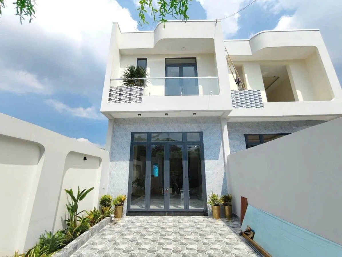 Bán nhà 5x28m có hồ bơi Đức Hòa Đông, 2,55 tỷ - Ảnh thu nhỏ 2