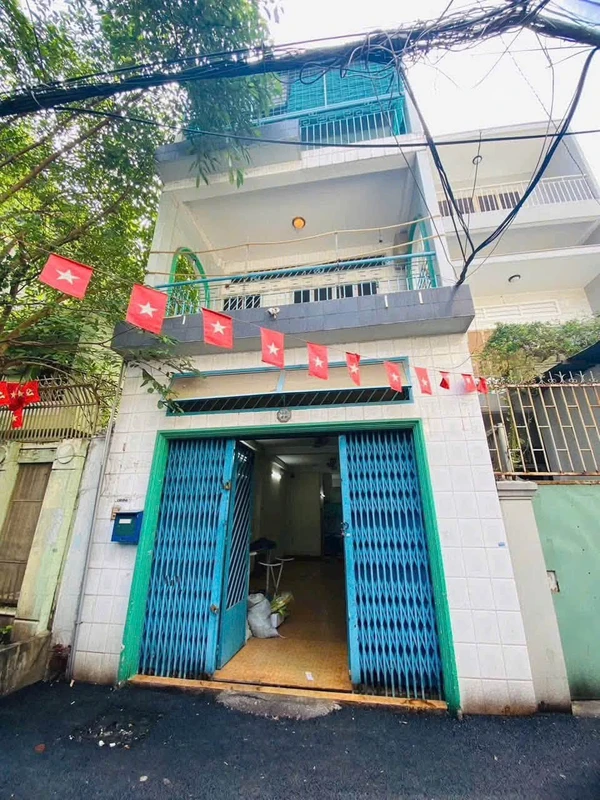 Bán nhà 4.9x13m Nơ Trang Long Bình Tân