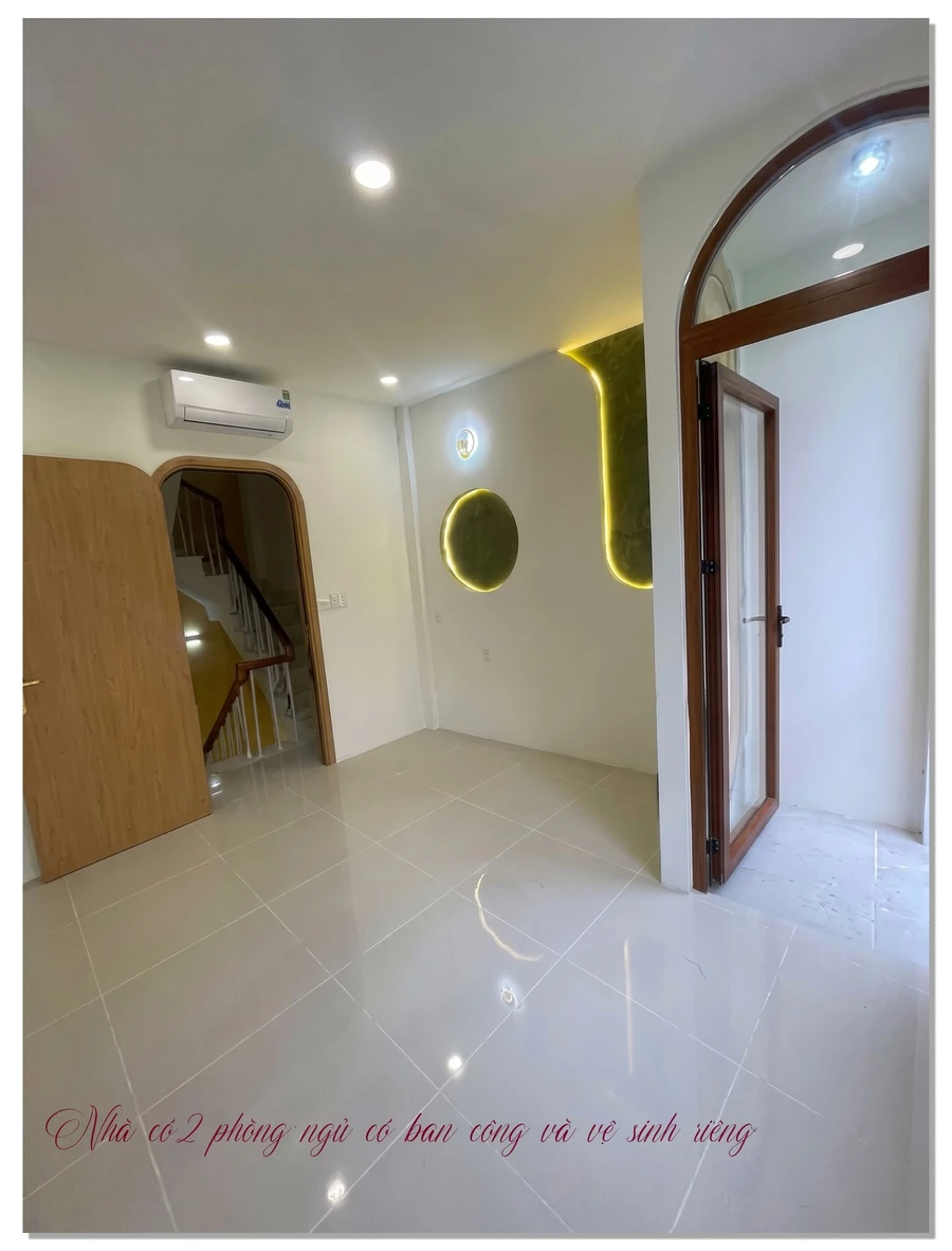 Bán nhà phố phong cách Wabi Sabi 2 phòng ngủ 5,4 tỷ Quận 4 - Ảnh thu nhỏ 3