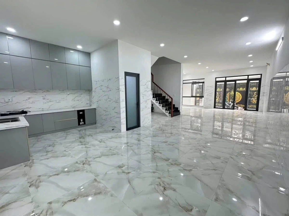 Cho thuê nhà 140m² 2 phòng ngủ ở Phú Lợi, Hồ Chí Minh - Ảnh thu nhỏ 3