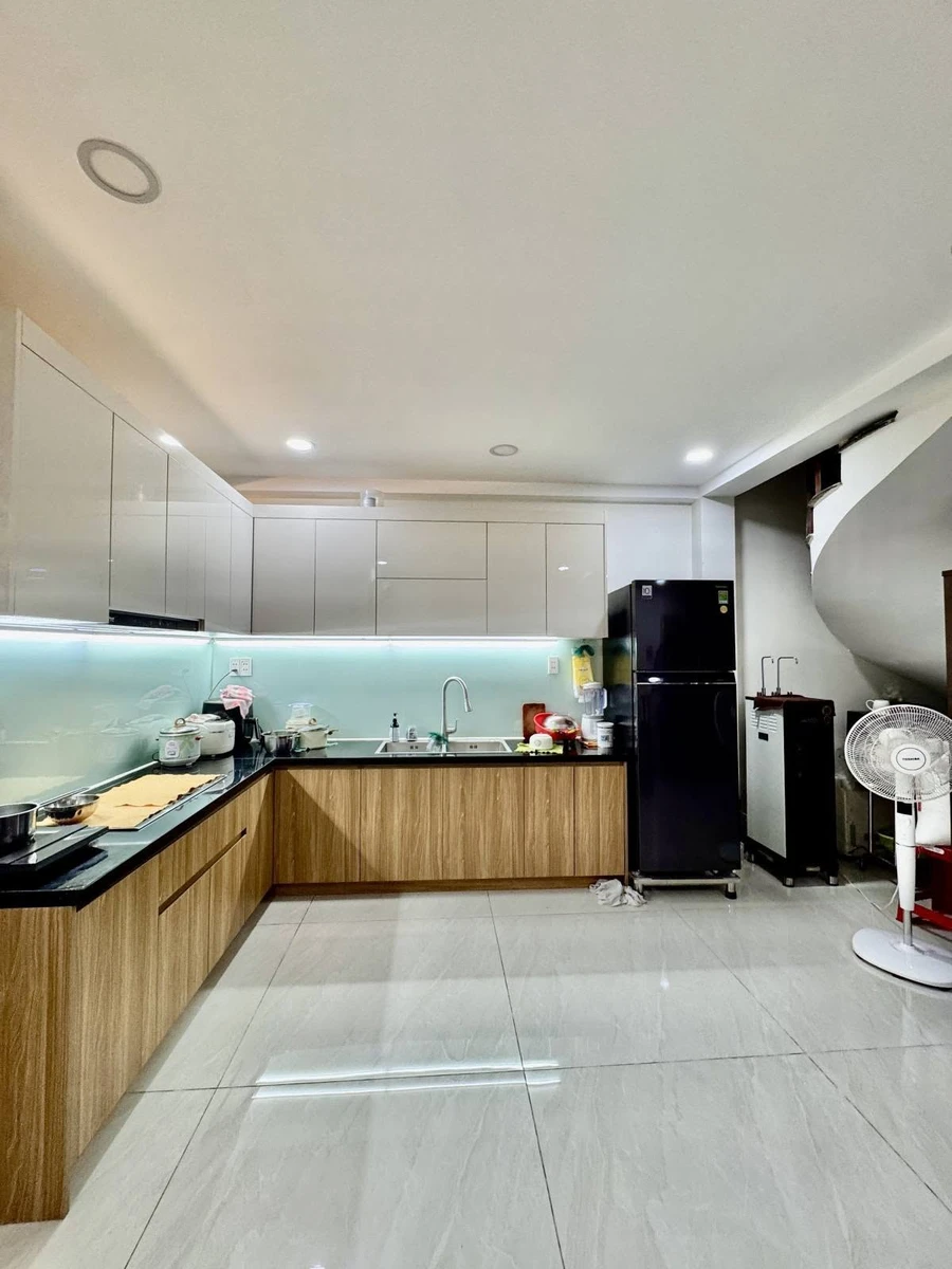 Nhà 5 tầng ngang 5m Phan Văn Trị Bình Thạnh, 70m², 13,9 tỷ - Ảnh thu nhỏ 4