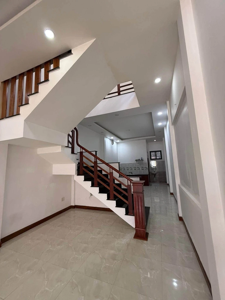 Bán nhà 2 tầng 80m² Trần Quý Cáp Pleiku 2.59 tỷ - Ảnh thu nhỏ 3