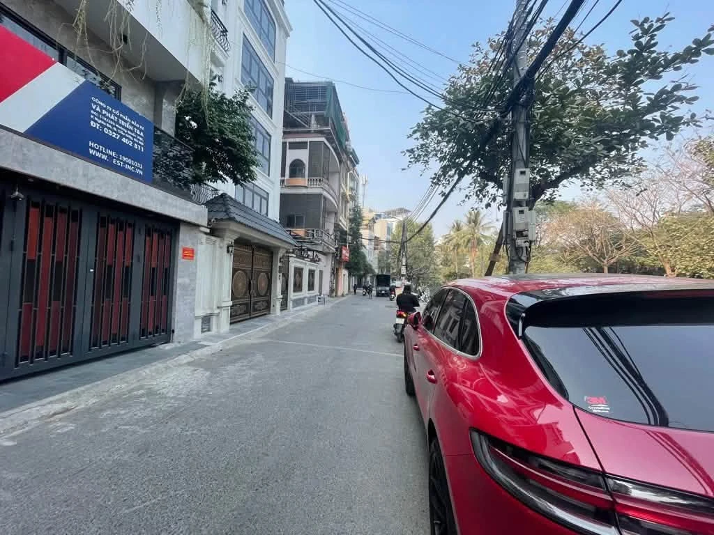 Bán shophouse 8 tầng thang máy 80m2 trên Hoàng Quốc Việt, Cầu Giấy - Ảnh 1