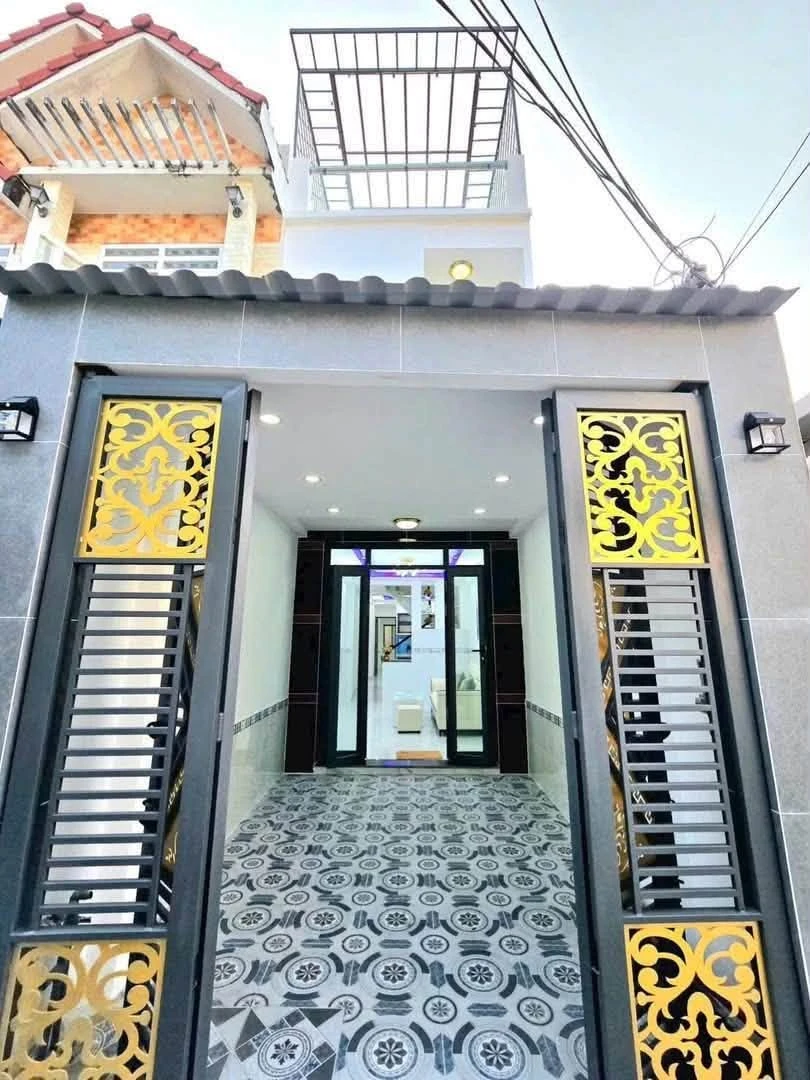 Bán nhà 4 tầng 4PN 60m² sổ hồng Huỳnh Tấn Phát Nhà Bè - Ảnh 1