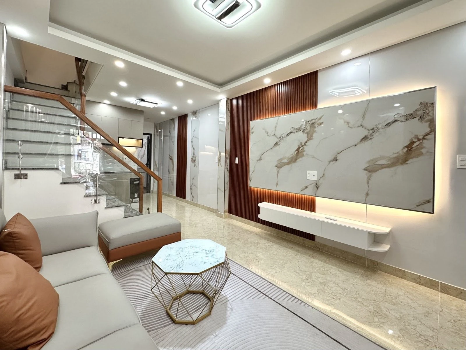 Bán nhà 4PN full nội thất Xô Viết Nghệ Tĩnh 51m² - 8.7 tỷ - Ảnh 1