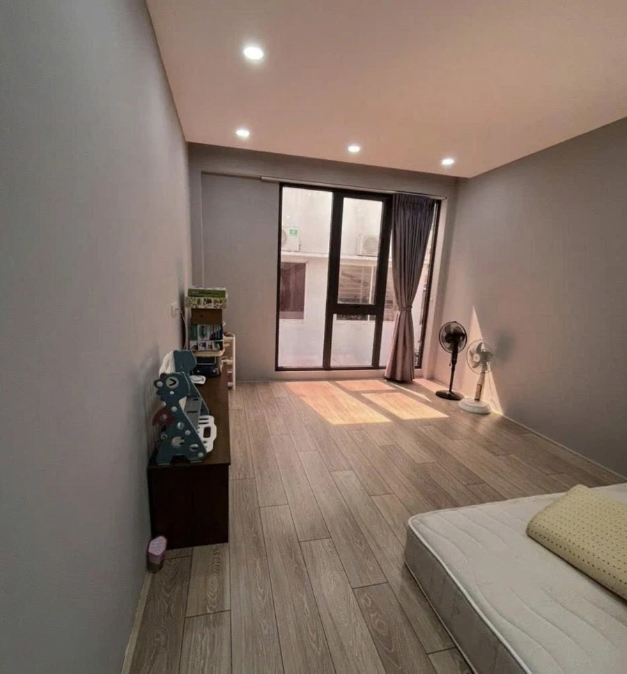 Bán nhà hẻm Cao Bá Nhạ, Q1, 34m² 4 tầng, ~7 tỷ - Ảnh 1