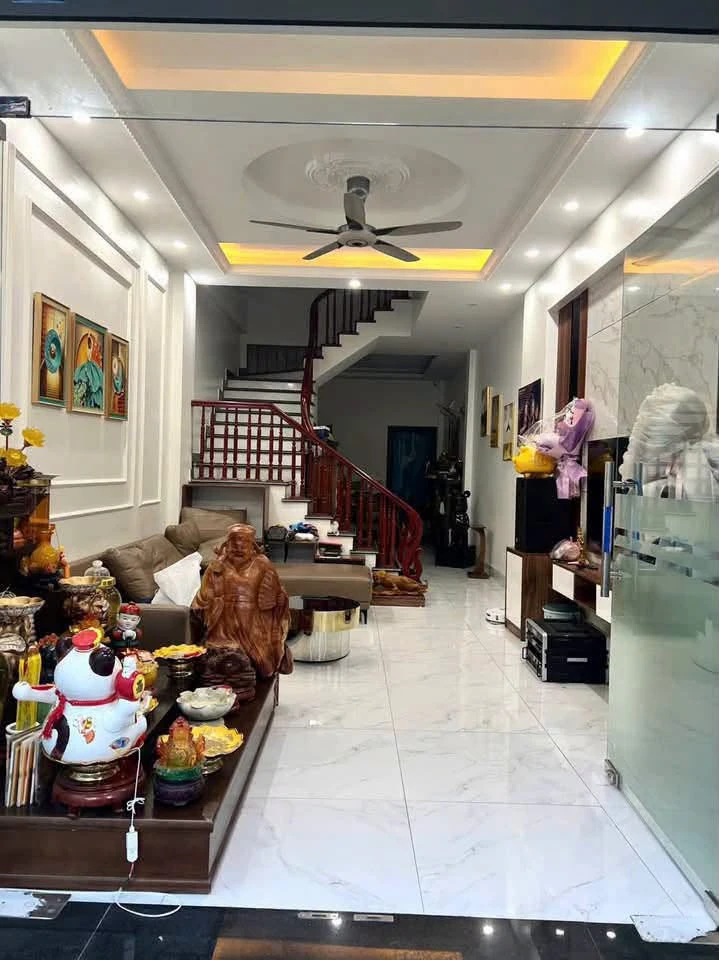 Bán nhà 3 tầng 64m2 Lam Sơn Hóc Môn, 2 tỷ 500 triệu - Ảnh 1
