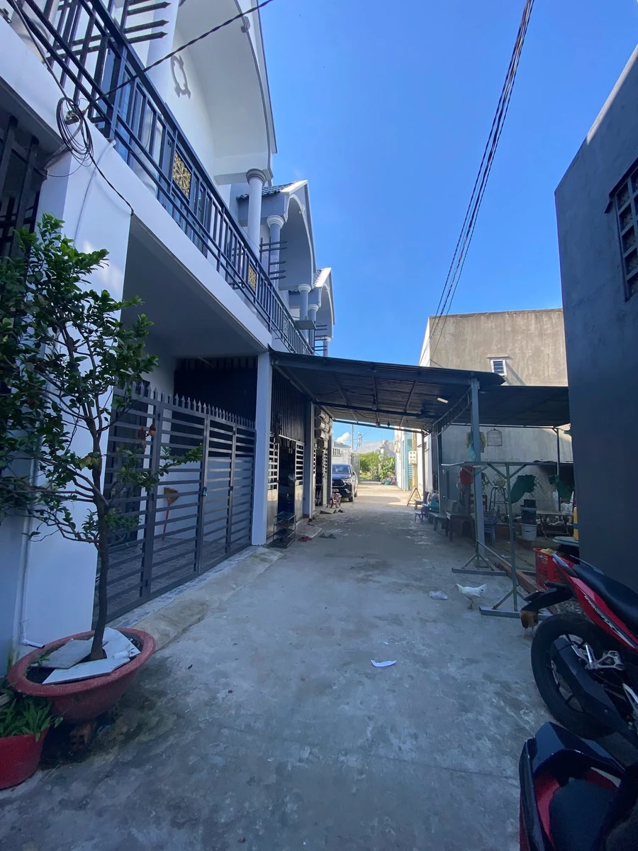 Bán nhà trệt lầu 2PN 4,5x16m đường Nguyễn Văn Bứa nối dài, giá 825 triệu - Ảnh 1
