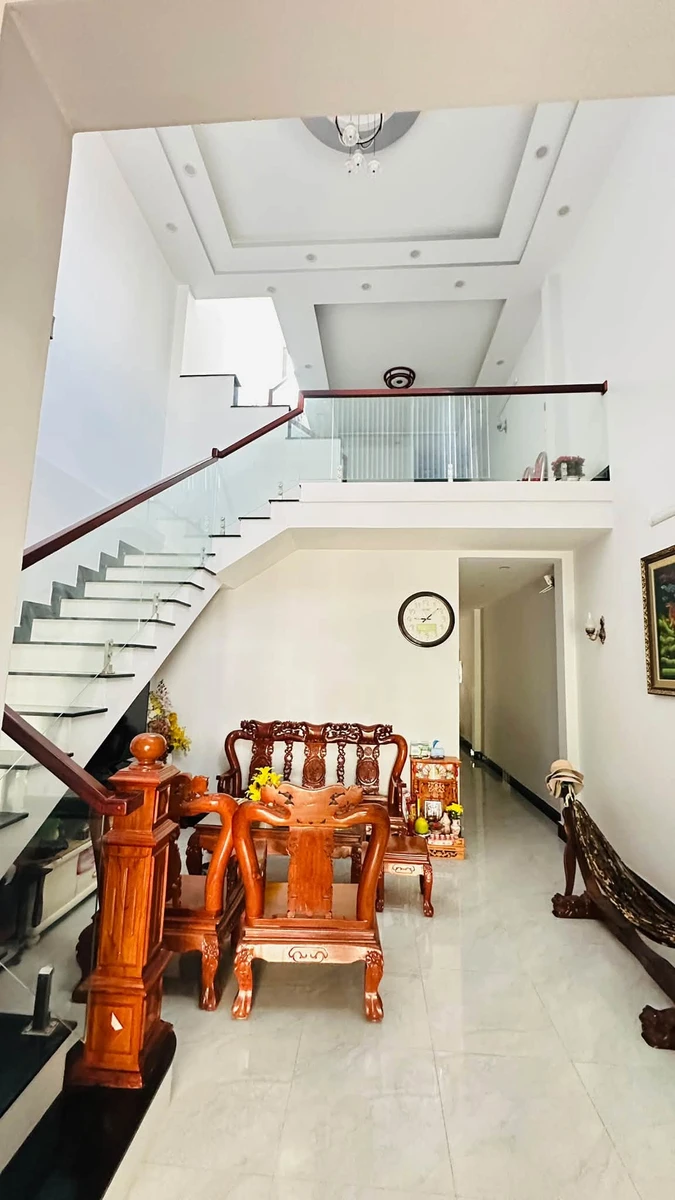 Bán nhà 2 mặt tiền Châu Văn Liêm 403m², 4PN 3WC, 8 tỷ - Ảnh thu nhỏ 4