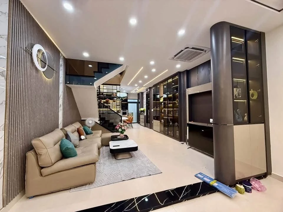 Bán nhà mới 3 tầng 88m² KDC Phú Mỹ, Phạm Hữu Lầu, Quận 7, giá 14,5 tỷ - Ảnh thu nhỏ 3