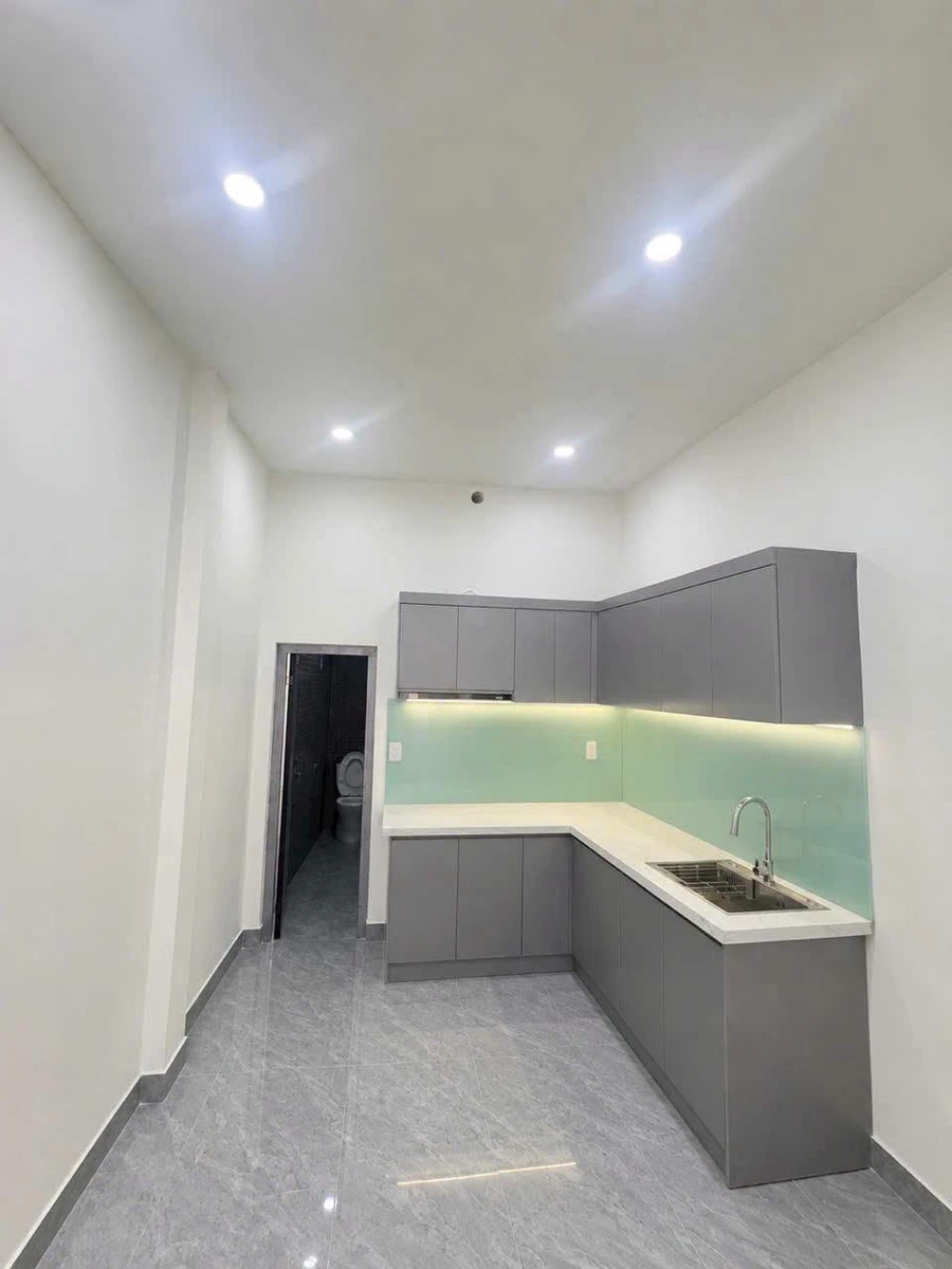 Bán nhà mới Quận 4, 39m², 2PN, 4,55 tỷ - Ảnh thu nhỏ 3
