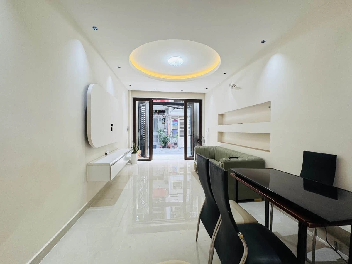 Bán nhà hẻm 4m Nguyễn Đình Chiểu Quận 3, 32m2, 3 tầng 2PN, giá nhỉnh 8 tỷ - Ảnh thu nhỏ 2
