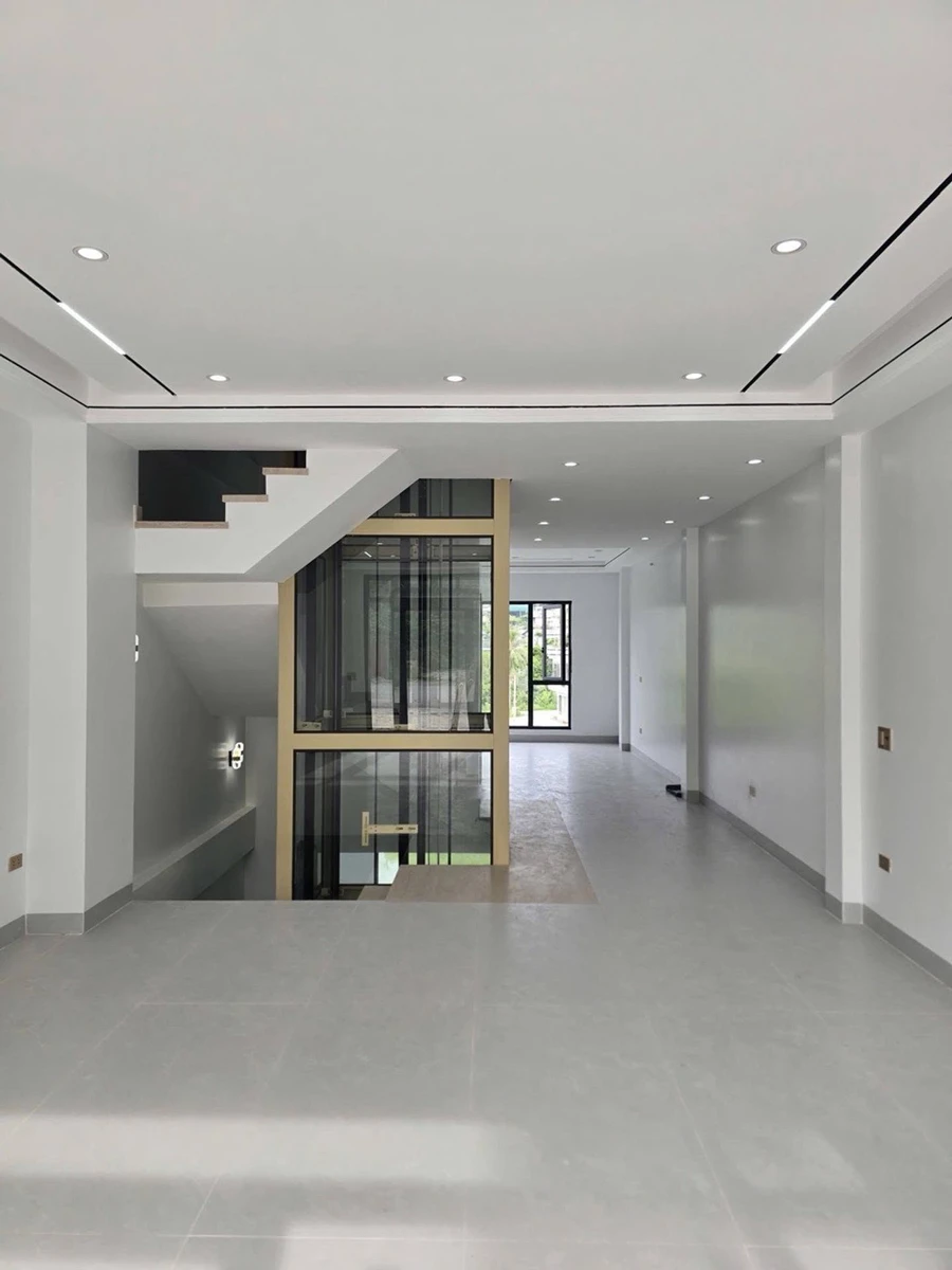 Nhà liền kề 5 tầng 5PN 103m² gần Mỏ Than Núi Béo - Ảnh 1