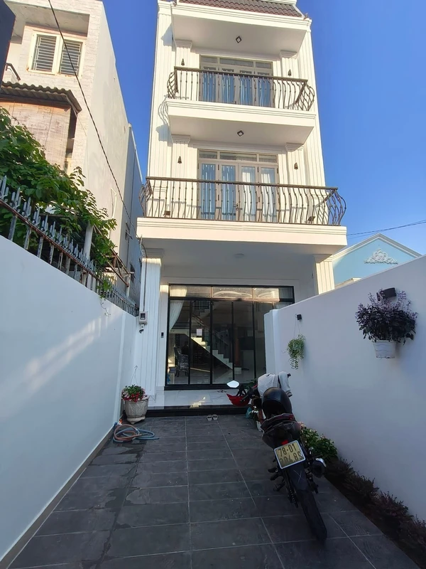 Bán nhà 3 tầng hẻm ô tô 84,8m² đường 13 Linh Chiểu, Thủ Đức - 8 tỷ