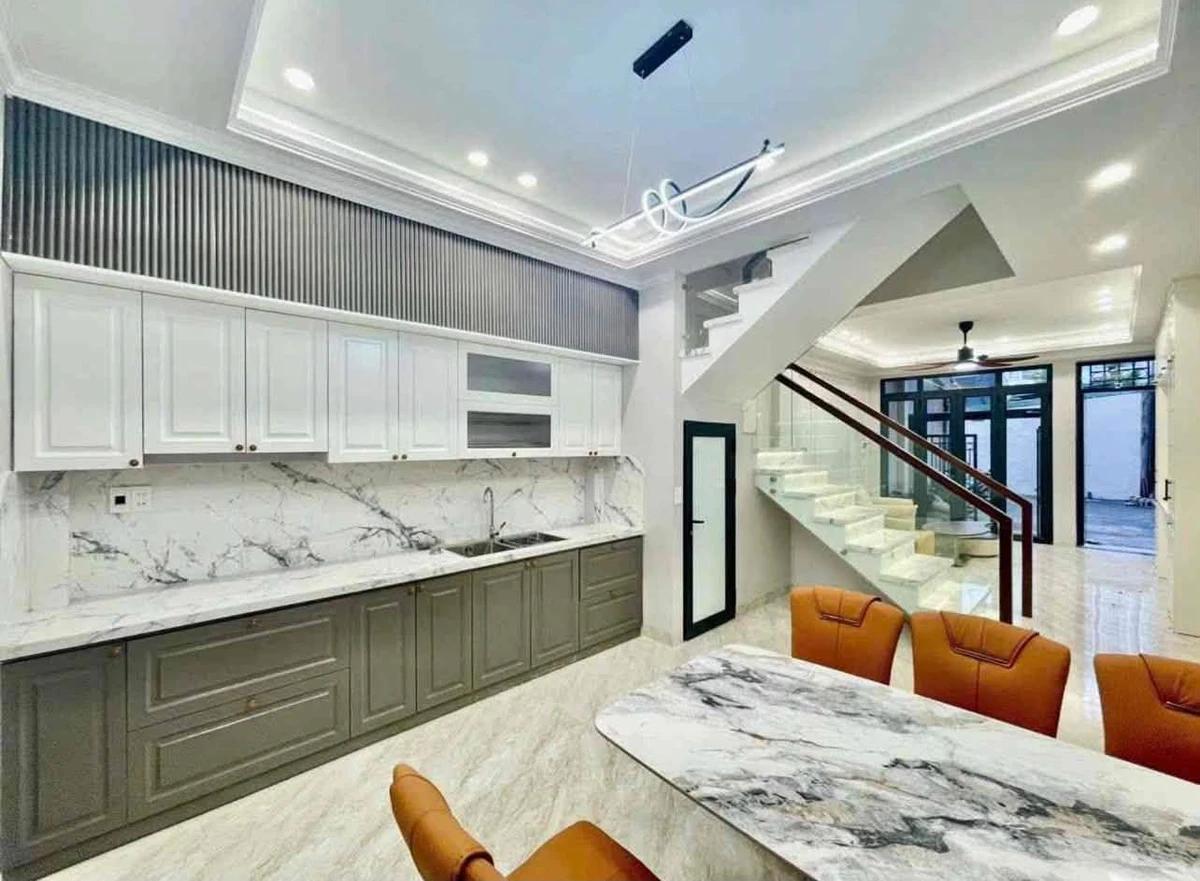 Bán nhà Khúc Thừa Dụ 66m2 3 tầng hơn 3 tỷ - Ảnh 1