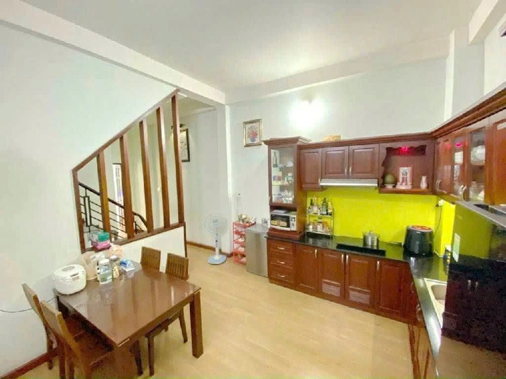 Bán nhà 4 tầng 51m² gần Tân Mỹ, Quận 7, 8 tỷ 1 - Ảnh thu nhỏ 3