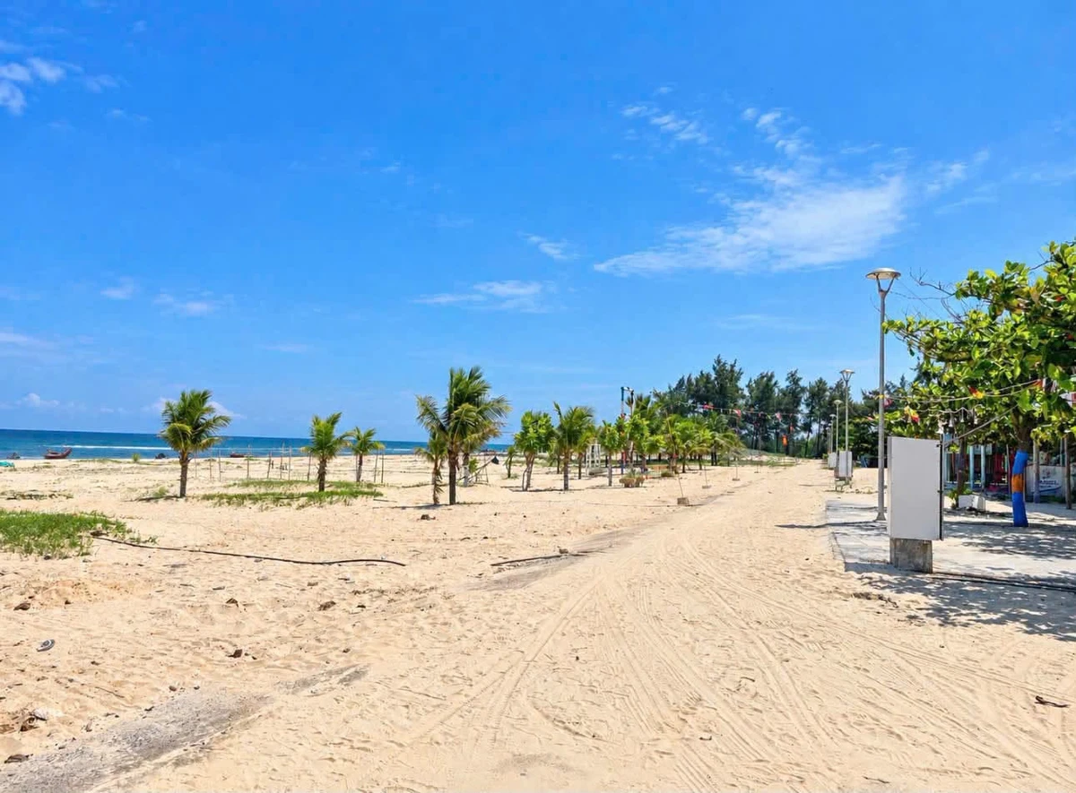Bán đất mặt tiền 130m2 bên bãi tắm Nha Trang, hơn 500 triệu - Ảnh 1