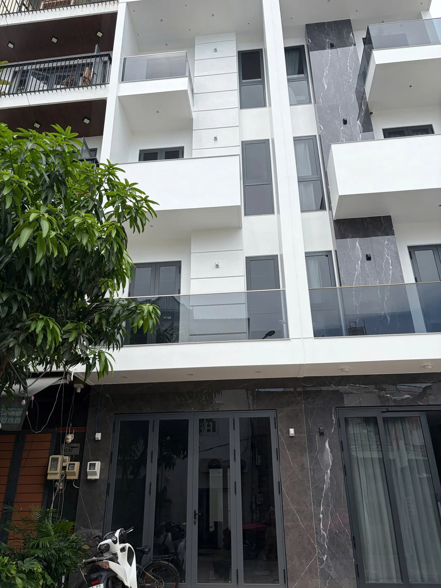 Bán nhà 3 tầng 81m2, 4 phòng ngủ, đường ô tô Phú Thọ Hòa, Tân Phú giá 7,9 tỷ - Ảnh 1