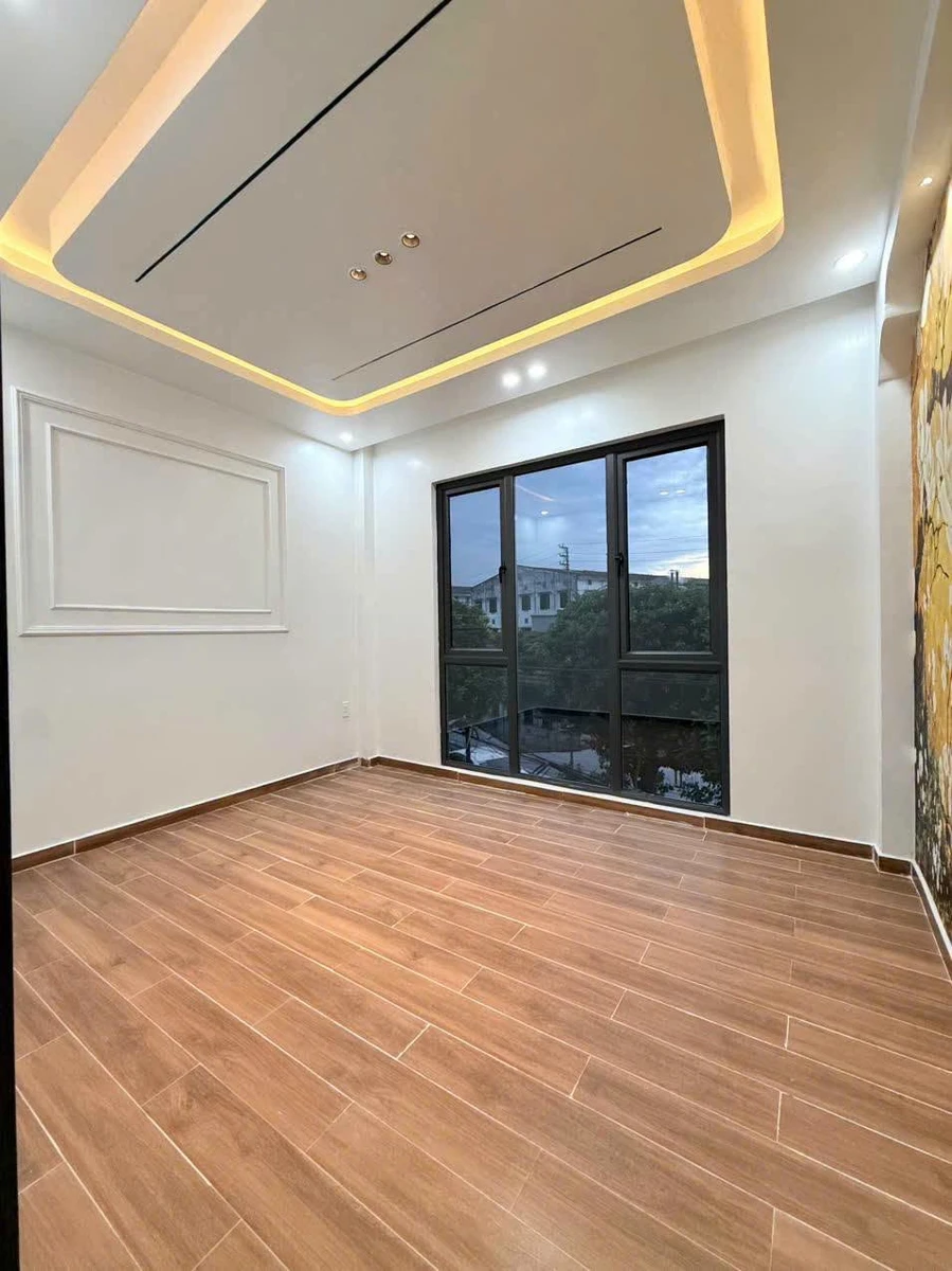 Bán nhà 43m² 4 tầng Thiên Lôi, ô tô đỗ cửa, 4.75 tỷ - Ảnh thu nhỏ 3