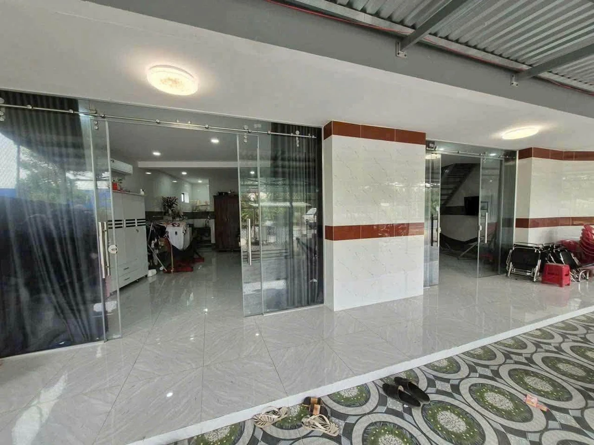 Bán nhà mặt tiền Huỳnh Tấn Phát 251m² - 2 tỷ 5 - Ảnh 1